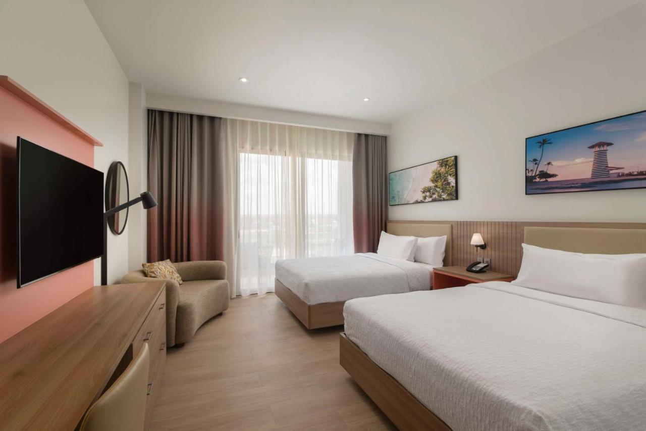 Hilton Garden Inn لا رومانا المظهر الخارجي الصورة
