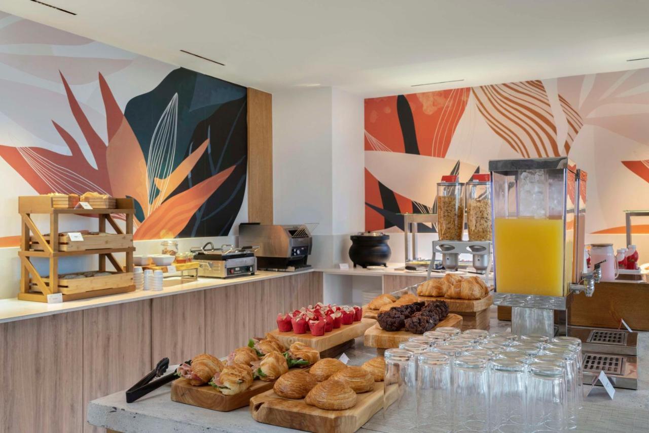 Hilton Garden Inn لا رومانا المظهر الخارجي الصورة