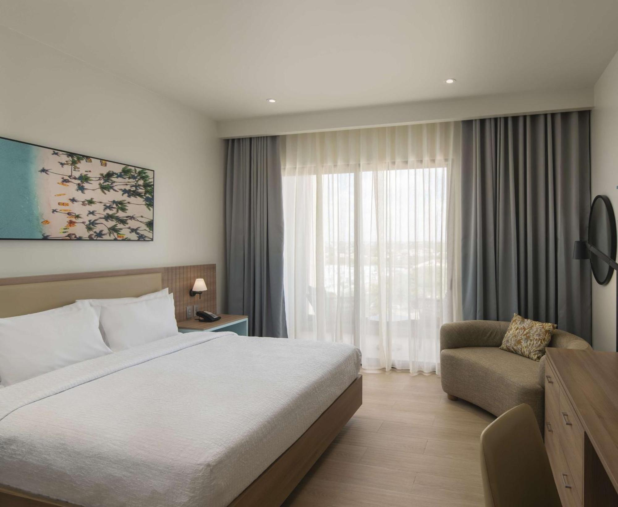 Hilton Garden Inn لا رومانا المظهر الخارجي الصورة
